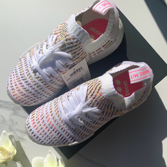 adidas | NMD R1 STLT Primeknit W6.5 - Picture 5 of 9